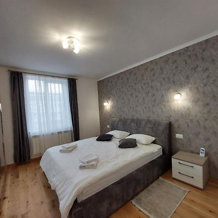 Trandafirului Residence Central Suceava Luaran gambar