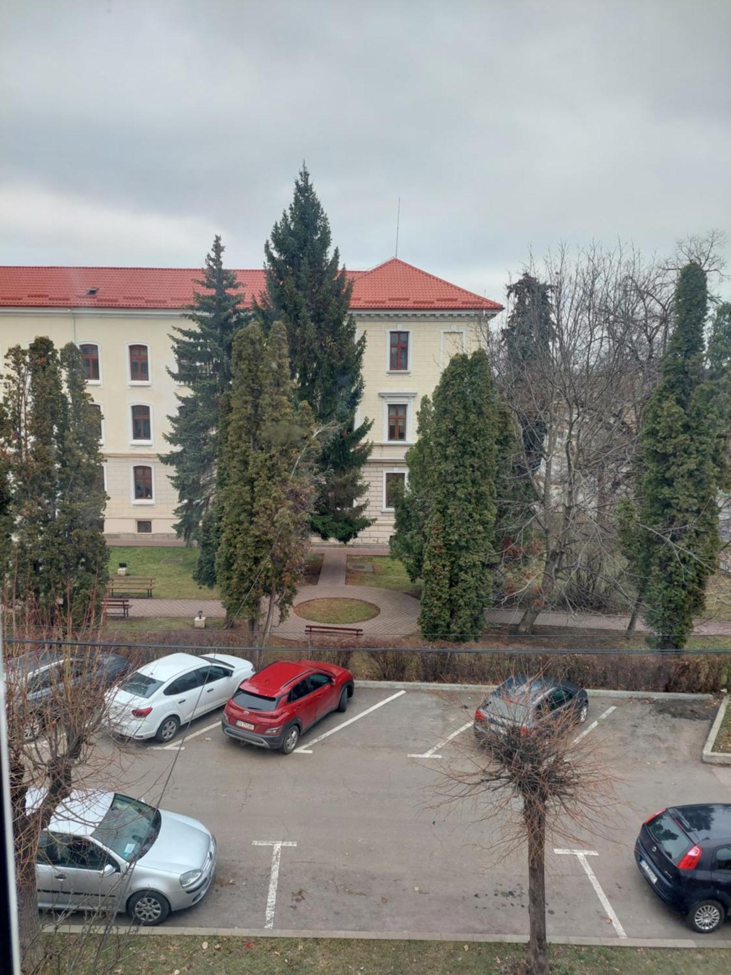 Trandafirului Residence Central Suceava Luaran gambar